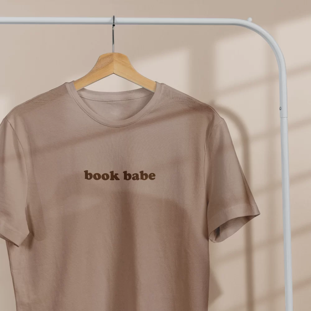 CHRM | T-shirt Camel | book babe/xxx
